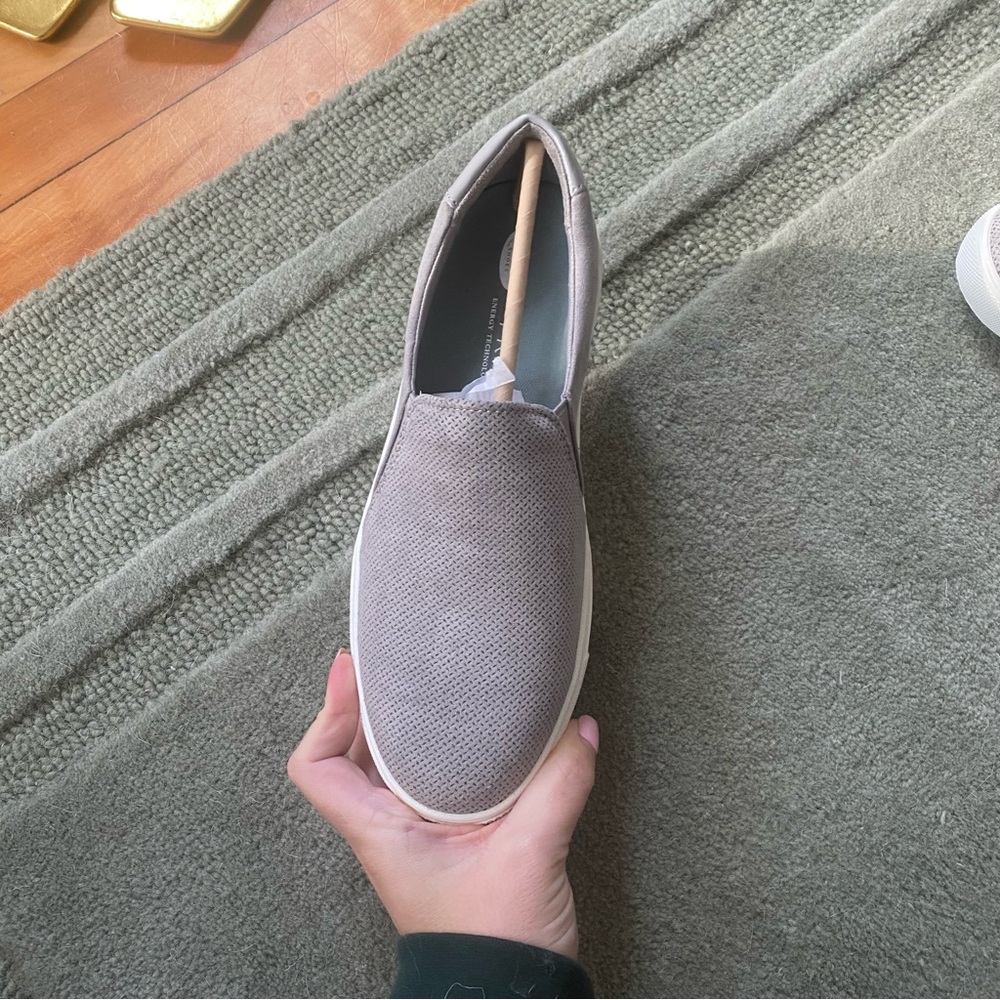 Dr. Scholls, grey slip on shoes, never worn - Picture 2 of 5